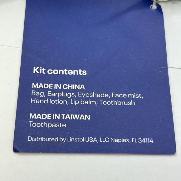 United Airlines HAWAII Christie Shinn Travel Amenity Kit "Teamwork" Pink Sharks - Picture 4 of 9